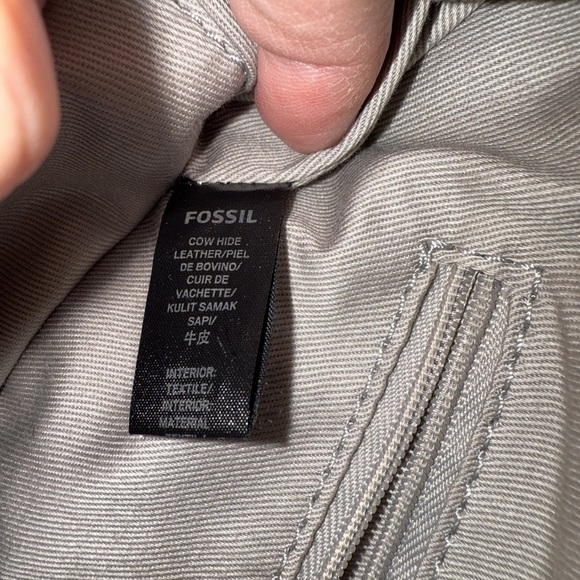 Fossil Women's Mint Green Leather Bag. (BT 1) - Picture 10 of 16